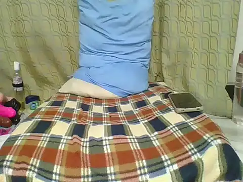 Snapshot of Dixie_driver1 chatting on June 27, 7:53 pm Dixie driver1 online show from June 27, 7:53 pm