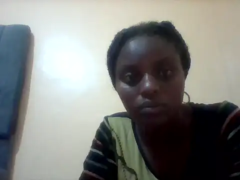 Snapshot of liligal chatting on May 19, 7:21 pm liligal online show from May 19, 7:21 pm