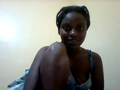 Snapshot of liligal chatting on May 27, 4:31 am liligal online show from May 27, 4:31 am