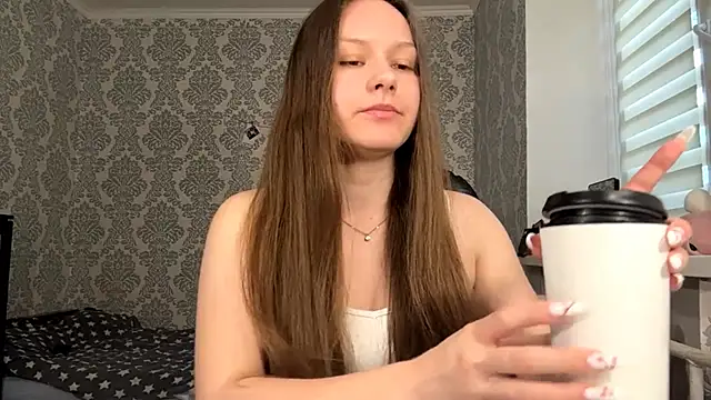 Snapshot of ShaylaChong chatting on May 19, 4:08 am ShaylaChong online show from May 19, 4:08 am