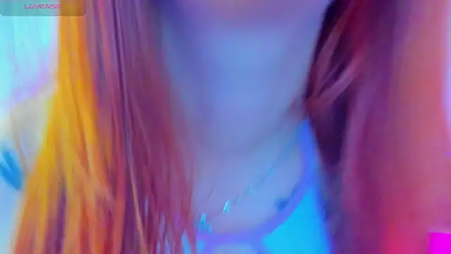 Snapshot of Sweet_wolff_ chatting on May 16, 12:26 pm Sweet wolff online show from May 16, 12:26 pm