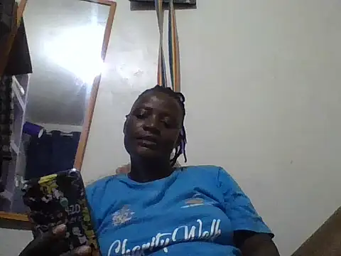 Snapshot of yourdreamgirlT chatting on July 18, 3:04 am yourdreamgirlT online show from July 18, 3:04 am