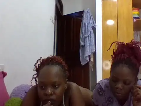 sexybaddies20 online show from June 23, 4:05 pm