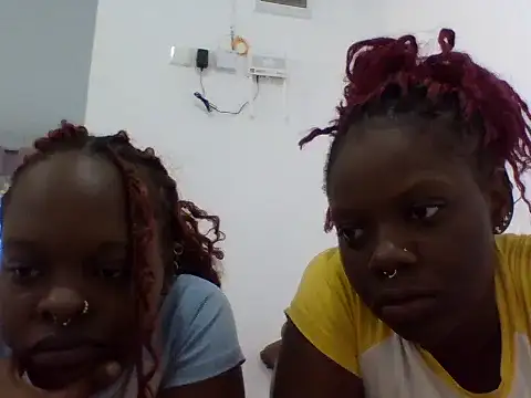 sexybaddies20 online show from June 11, 4:20 am