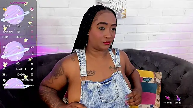 alison daniels  online show from March 15, 10:50 pm