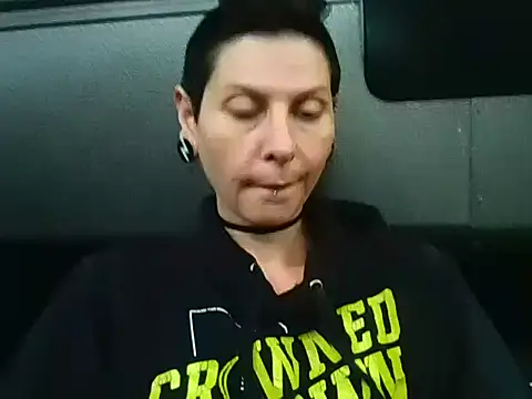LaFemmeCyberObscura online show from May 29, 3:18 pm