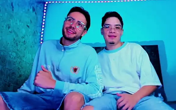 Aaron and joshua online show from June 5, 5:23 am