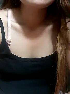 HoaHongXanh22 online show from June 11, 7:22 pm