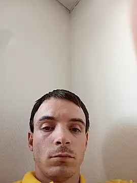 Snapshot of thomsnapchaud chatting on July 10, 9:53 am thomsnapchaud online show from July 10, 9:53 am
