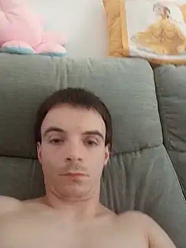 Snapshot of thomsnapchaud chatting on July 9, 1:43 pm thomsnapchaud online show from July 9, 1:43 pm