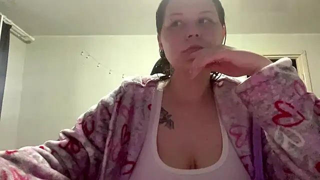 Snapshot of Redhair_girl chatting on June 25, 5:18 pm Redhair girl online show from June 25, 5:18 pm