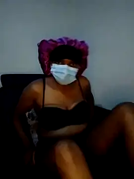 Snapshot of curvygirr chatting on May 20, 6:38 pm curvygirr online show from May 20, 6:38 pm