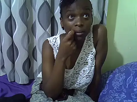 hot rinah online show from May 17, 10:15 am