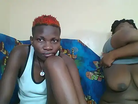 LunaCharm2 online show from June 6, 5:23 am