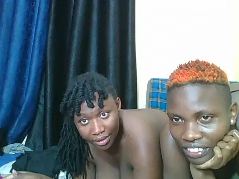 LunaCharm2 online show from June 24, 5:22 pm