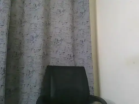 Snapshot of Ebonysexy_doll chatting on June 24, 1:32 pm Ebonysexy doll online show from June 24, 1:32 pm