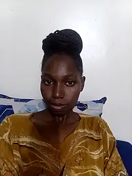 Snapshot of prettymaxy chatting on May 16, 7:40 am prettymaxy online show from May 16, 7:40 am