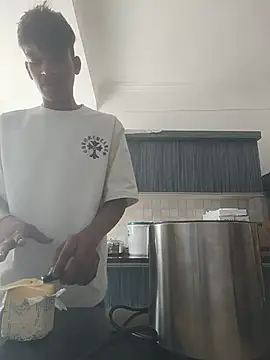 singalguy12 online show from July 24, 4:19 am