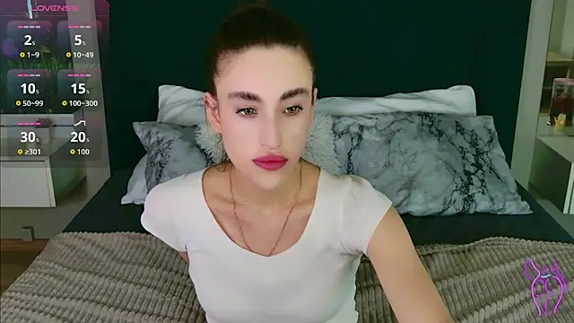 MadisonRen online show from June 22, 11:18 am