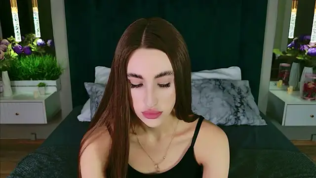 MadisonRen online show from June 19, 11:05 am