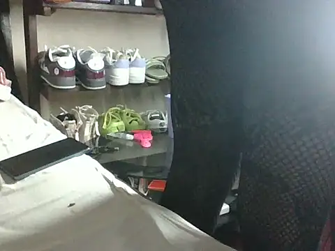 Raychele online show from May 18, 5:34 am