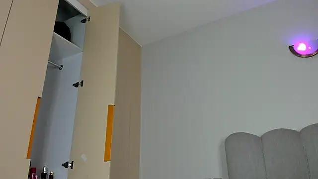 The-Bodyyy online show from June 1, 7:46 pm
