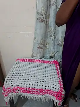 Snapshot of MISS-LOVEV chatting on July 3, 6:47 pm MISS-LOVEV online show from July 3, 6:47 pm