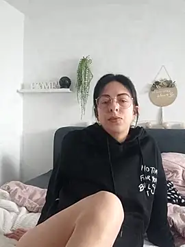 Snapshot of MistressLunaaa chatting on May 31, 8:53 am MistressLunaaa online show from May 31, 8:53 am