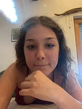 Snapshot of SecretViolaa chatting on July 11, 3:45 pm SecretViolaa online show from July 11, 3:45 pm