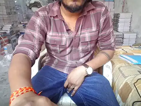 Snapshot of hardicckk chatting on May 19, 7:26 am hardicckk online show from May 19, 7:26 am