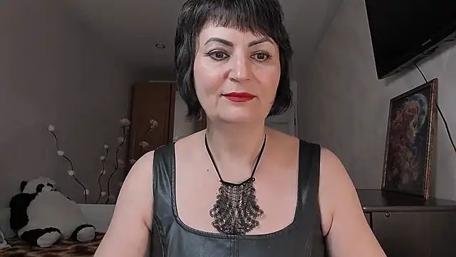 Snapshot of Helen_Beller chatting on May 29, 12:44 pm Helen Beller online show from May 29, 12:44 pm