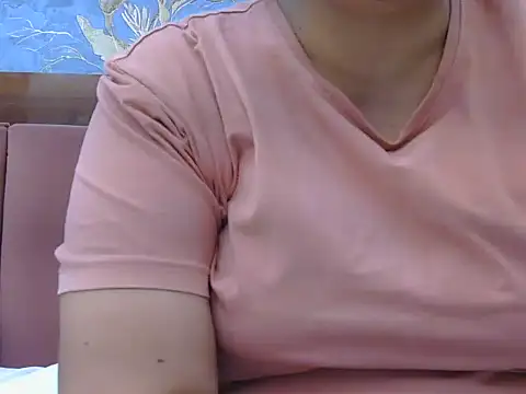 sexy bhabhi44 online show from May 24, 3:34 pm