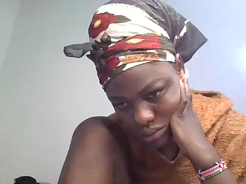Hot Berry18 online show from May 18, 2:23 am
