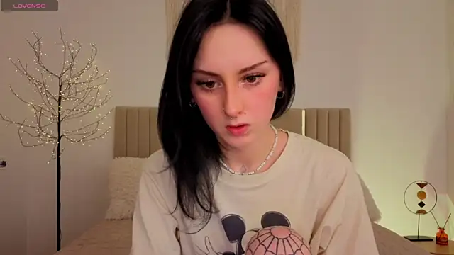 Little1 molly online show from May 24, 9:26 pm