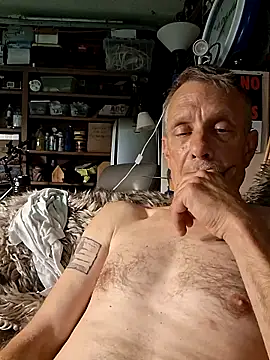 truckdawg2023 online show from June 19, 5:19 pm
