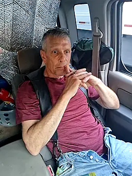 truckdawg2023 online show from June 15, 12:27 pm