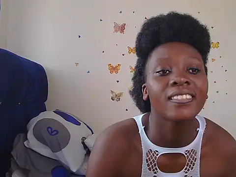 SweetCoochie222 online show from May 19, 4:30 am
