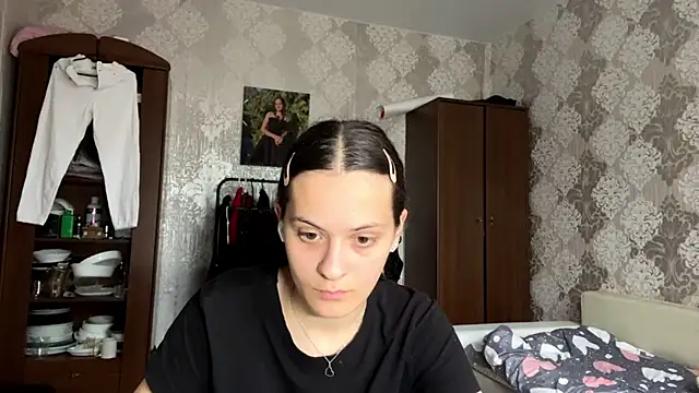 MarlynSiefkes online show from June 3, 2:33 pm