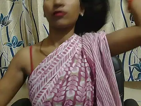 BabyQueen23 online show from June 3, 4:46 am