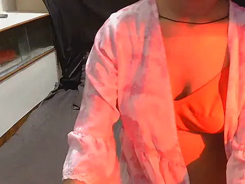 BabyQueen23 online show from June 18, 9:25 am
