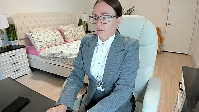 Vika73 online show from October 17, 12:29 pm