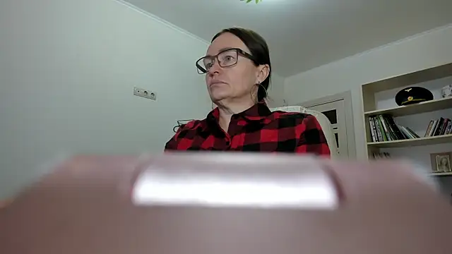 Vika73 online show from November 8, 7:01 am