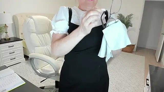 Vika73 online show from April 13, 11:36 am