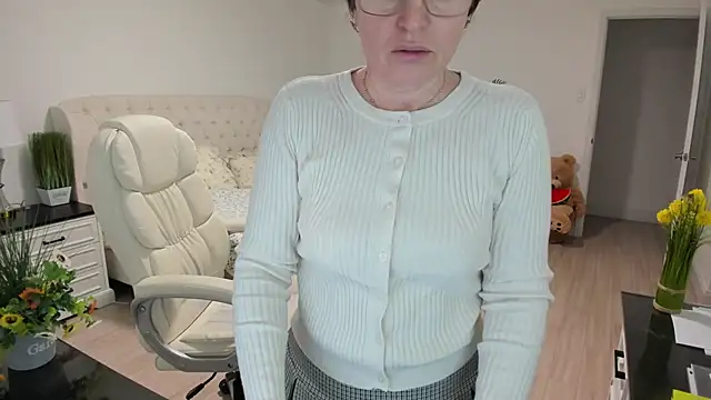 Vika73 online show from February 25, 12:38 pm