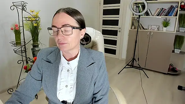 Vika73 online show from December 18, 6:07 am