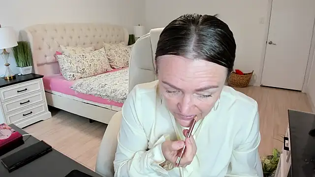 Vika73 online show from October 11, 3:02 pm