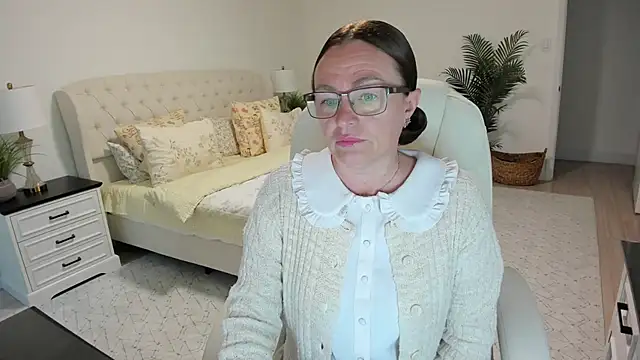Vika73 online show from May 18, 10:42 am