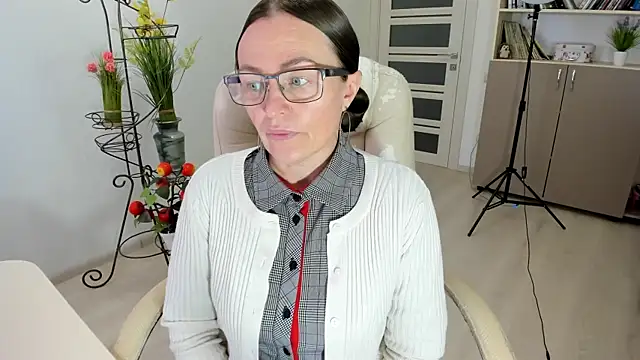 Vika73 online show from December 4, 10:47 am