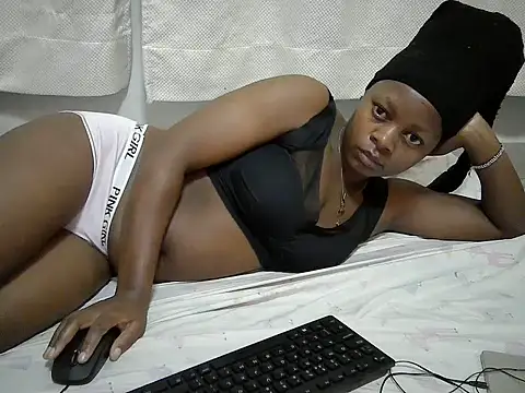 Snapshot of sexy_nanah chatting on May 20, 11:02 pm sexy nanah online show from May 20, 11:02 pm