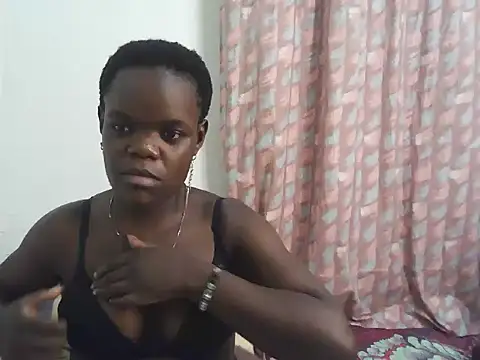 Snapshot of mindnightsnack chatting on May 21, 7:44 pm mindnightsnack online show from May 21, 7:44 pm